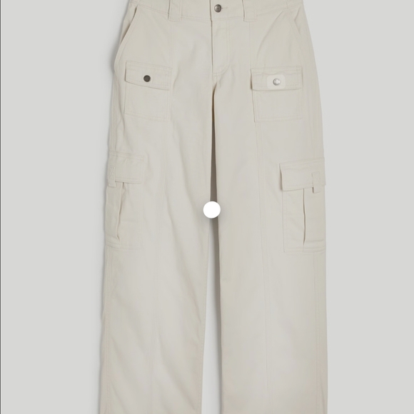 Hollister Pants - Hollister Cream Cargo Pants Relaxed Fit